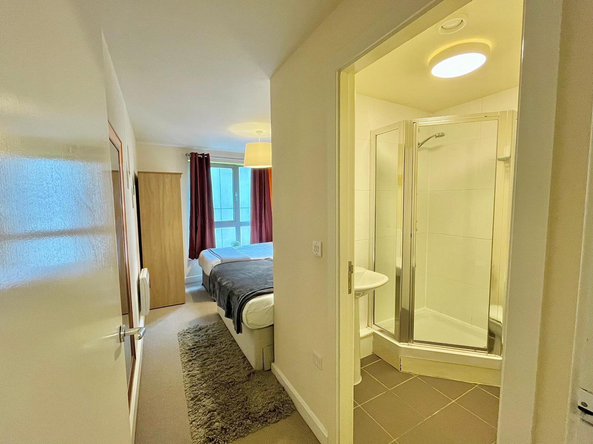 Skyview Apartment By Noknokstay - City Centre With Parking - Group, Family, Business 셰필드 외부 사진