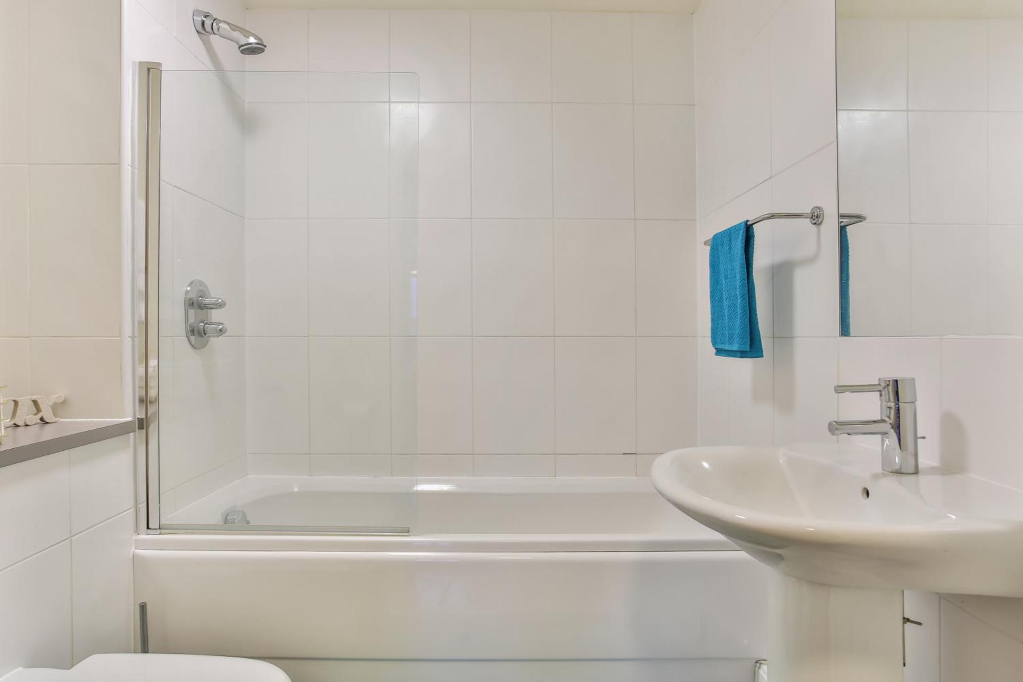 Skyview Apartment By Noknokstay - City Centre With Parking - Group, Family, Business 셰필드 외부 사진