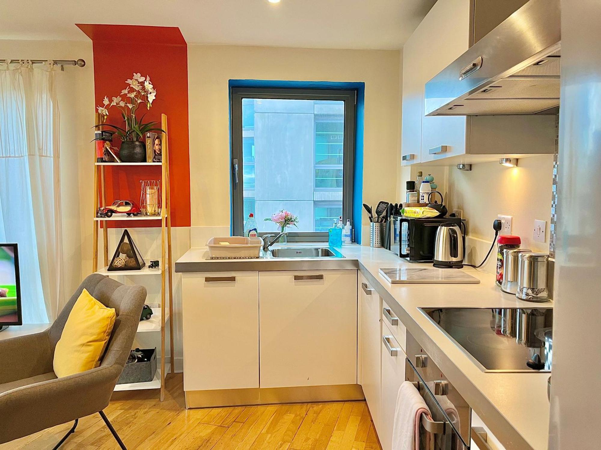 Skyview Apartment By Noknokstay - City Centre With Parking - Group, Family, Business 셰필드 외부 사진